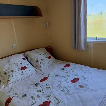 Etang Pre De La Font Hotell Cercles Eksteriør bilde